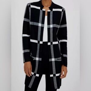 Black & White Windowpane-Print Notch Cardigan Sweater (Large)